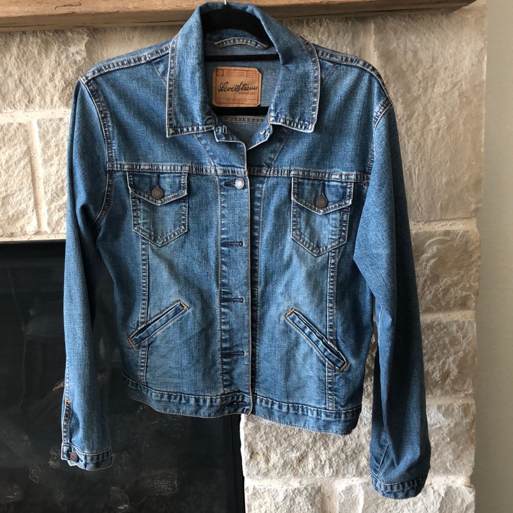 LEVI DENIM JACKET